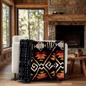 Pendleton Throw Blanket Reversible Plush Soft Throw 50"x70" NEW